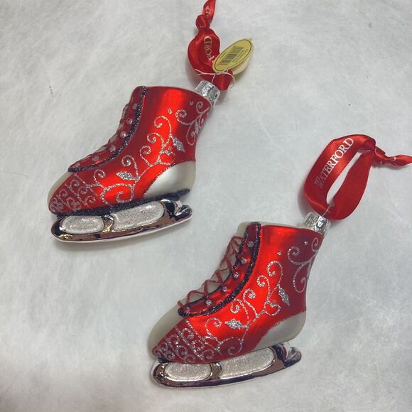 Waterford Holiday Heirloom Ice Dancing Skates Pair Glass Ornaments 144271 w Box - Picture 2 of 13